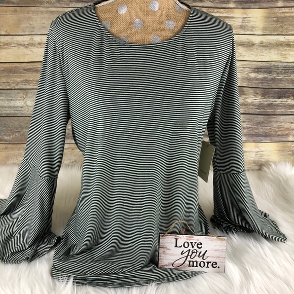 Sejour Tops - Sejour Olive Green & Ivory 3/4 Length Bell Sleeves Top
